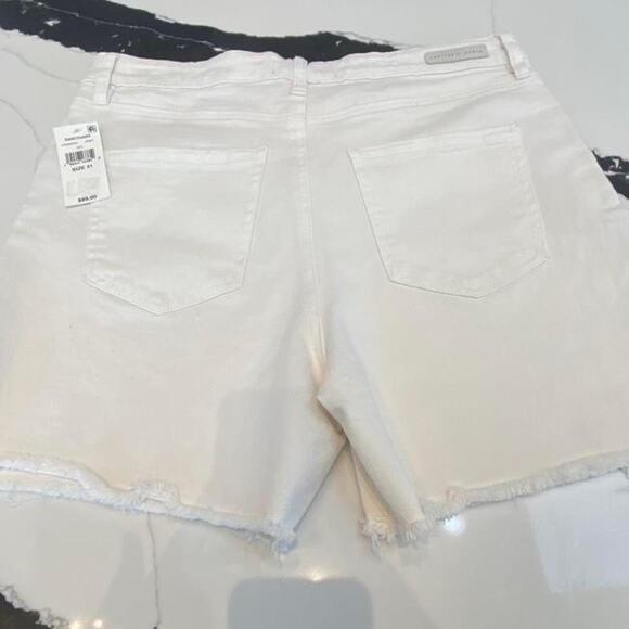 Sanctuary Pants - Sanctuary White Raw Hem Shorts